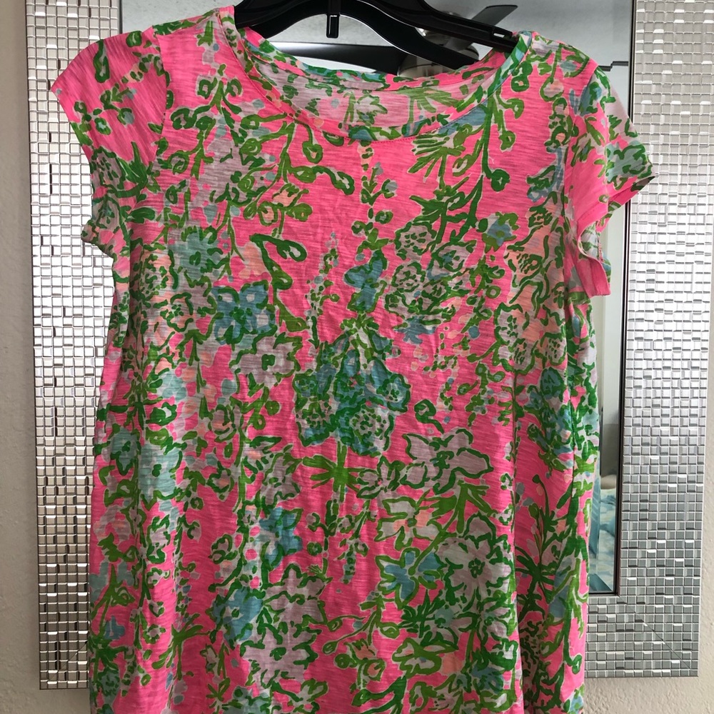 Beautiful pink and green top
